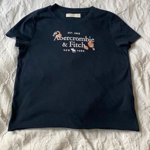 I’m selling this shirt from Abercrombie and Fitch